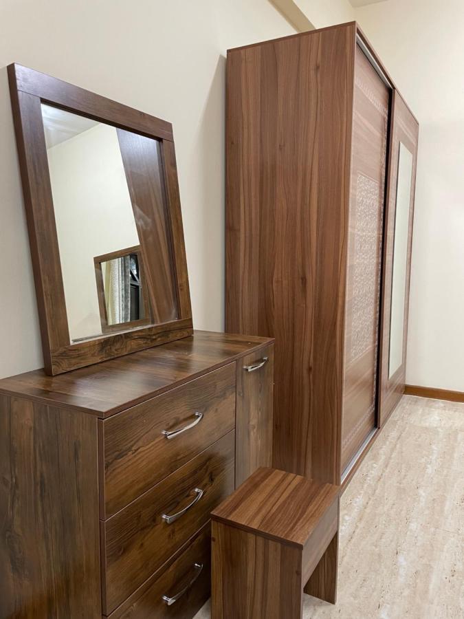 Mutrah Lux Apartment